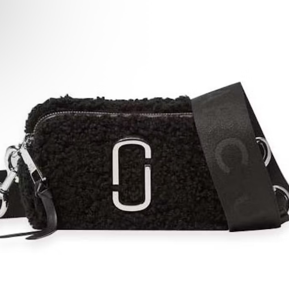 Marc Jacobs Black Teddy Camera 
Crossbody Bag